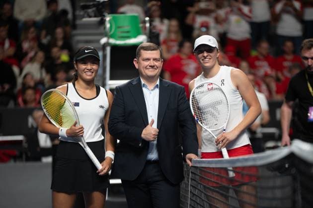 GORZOW WIELKOPOLSKI 14.11.2025 BILLIE JEAN KING CUP MECZ POLSKA - NOWA ZELANDIA --- GAME POLAND - NEW ZEALAND NZ ELYSE TSE JACEK WOJCICKI IGA SWIATEK FOT. TOMASZ BROWARCZYK 400MM.PL NEWSPIX.PL --- newspix.pl 