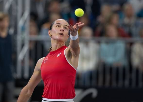 Billie Jean King Cup 2025 Play-Offs, TC Ismaning, Muenchen, Deutschland, Eroeffnungsfeier, Team Turkiye, Zeynep Sonmez (TUR) Tennis - Billie Jean King Cup 2025 - ITF Billie Jean King Cup - TC Ismaning - Ismaning - Bayern - Deutschland - 14 November 2025. Copyright: xJuergenxHasenkopfx