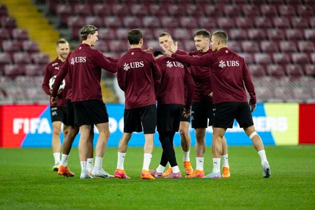Fußball, WM Quali, Nationalteam Schweiz Training GENEVE SCHWEIZ, 20251114 Det Schweiziska landslaget i fotboll tränar pa matcharenan, Stade de Geneve, inför VM-kval matchen mot Sverige imorgon. GENEVE SCHWEIZ x10050x Copyright: xPontusxLundahl TTx SCHWEIZ FOTBOLLSLANDSLAG