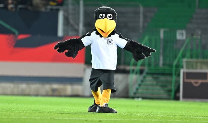 14.11.2025 - Fussball - Länderspiel Qualifikation Europameisterschaft : Deutschland GER DEU BRD - Malta MLT - - xwoxzix - Maskottchen Paule
