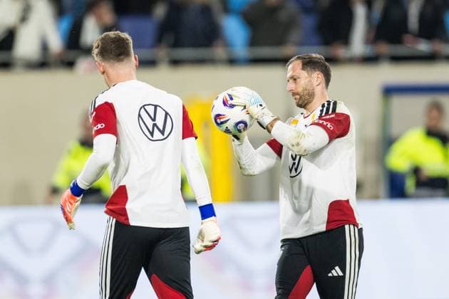 FIFA World Cup, WM, Weltmeisterschaft, Fussball UEFA Qualifiers: Luxembourg - Deutschland; 14.11.2025 Oliver Baumann (Deutschland, 1) am Ball FIFA World Cup UEFA Qualifiers: Luxembourg - Deutschland; Luxembourg, Stade de Luxembourg, 14.11.2025 Copyright: xBEAUTIFULxSPORTS Wunderlx