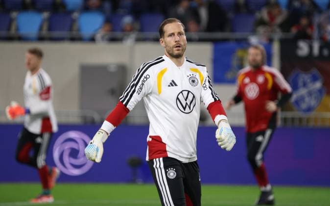 14.11.2025, Fussball, Herren, Qualifikation, European Qualifiers, Luxemburg - Deutschland, Oliver Baumann (Deutschland) Luxemburg Stade de Luxembourg Luxemburg Luxemburg (LUX) Copyright: xFabianxKleerx
