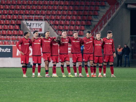 Deutschland: Fußball, Landespokal Bayern 2025 26, 4. Spieltag - FC Ingolstadt 04 vs SSV Jahn Regensburg - Audi Sportpark (Ingolstadt): FC Ingolstadt 04 vor dem Elfmeterschießen Copyright: xChristopherxRupprechtx