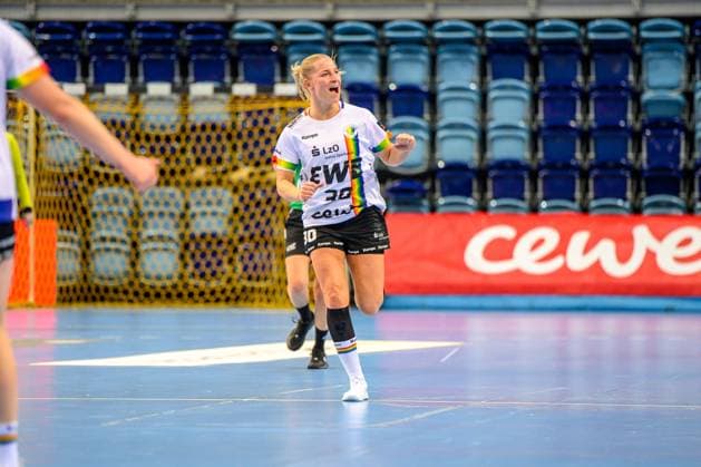 Handball Frauen EHF European League Women Qualifikationsrunde 3 Saison 2025 2026 VfL Oldenburg vs. HC Dalmatinka Ploce 14.11.2025 Behrend, Jenny (30, VfL Oldenburg) Jubel, Freude