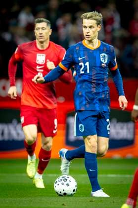 Netherlands midfielder Frenkie de Jong during the match FOOTBALL - EUROPEAN QUALIFIERS - POLAND - NETHERLANDS at the PGE Narodowy (National Stadium) for the FIFA World Cup, WM, Weltmeisterschaft, Fussball 2026 UEFA Qualifiers - Group G - Matchday 9 season 2025-2026 in WARSAW, Poland on 14 november 2025, (photo by Stefan Koops EYE4images DeFodi Images)