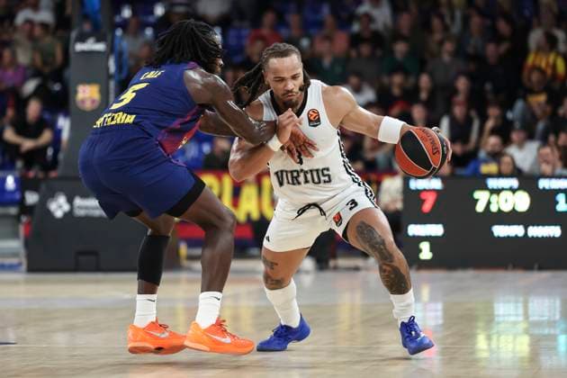 November 14, 2025, Barcelona, Barcelona, Spain: Carsen Edwards of Virtus Bologna in action during the EuroLeague Regular Season Round 11 match played between FC Barcelona, Barca and Virtus Bologna at Palau Blaugrana on November 14, 2025 in Barcelona, Spain. Barcelona Spain - ZUMAa181 20251114_zaa_a181_190 Copyright: xJavierxBorregox