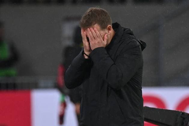 14.11.2025, xjrdrx, Fussball, WM-Qualifikation 2026 Luxemburg - Deutschland emspor, v.l. Julian Nagelsmann (Deutschland, Trainer) enttaeuscht, enttäuscht, schaut enttaeuscht, niedergeschlagen, disappointed (DFL DFB REGULATIONS PROHIBIT ANY USE OF PHOTOGRAPHS as IMAGE SEQUENCES and or QUASI-VIDEO) Luxemburg