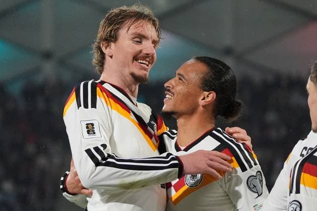 celebrate the goal, Torjubel zum 0:2 Nick Woltemade (Deutschland Germany) mit Leroy Sane (Deutschland Germany) - Luxemburg 14.11.2025: Luxemburg vs. Deutschland, WM Qualifikation