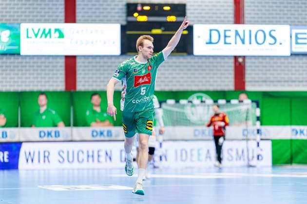 Florian Kranzmann (GWD Minden, 05) jubelt nach Torerfolg Tor GER, GWD Minden vs. SC DHfK Leipzig, Handball, 1. Bundesliga, 12. Spieltag, Spielzeit 2025 2026, 14.11.2025 GER, GWD Minden vs. SC DHfK Leipzig, Handball, 1. Bundesliga, 12. Spieltag, Spielzeit 2025 2026, 14.11.2025 Luebbecke Copyright: xEibner-Pressefoto JanxRollingerx EP_JSK