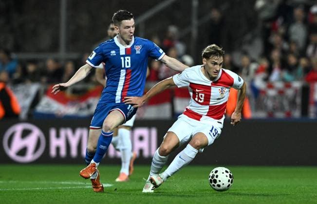 Croatia v Faroe Islands - FIFA World Cup, WM, Weltmeisterschaft, Fussball 2026 Qualifier RIJEKA, CROATIA - NOVEMBER 14: Petur Knudsen of Faroe Islands and Toni Fruk of Croatia competes for the ball during the FIFA World Cup 2026 qualifier match between Croatia and Faroe Islands at HNK Rijeka Stadium on November 14, 2025 in Rijeka, Croatia.  MarkoxLukunic PIXSELL