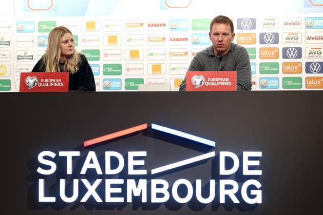 14.11.2025, Fußball, Länderspiel, WM-Qualifikation Europa, Deutschland - Luxemburg, Stade de Luxembourg (Croix de Gasperich, Luxemburg), 9. Spieltag, Saison 2025 2026: Nationaltrainer Julian Nagelsmann (GER hc) bei der Pressekonferenz nach dem Spiel Regulations prohibit any use of photographs as image sequences and or quasi-video. Luxemburg