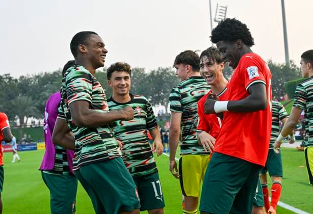 Portugal v Belgium : Round of 32- FIFA U-17 World Cup Qatar 2025 Anisio Cabral (R) of Portugal celebrates after scoring the second goal during the FIFA U-17 World Cup Qatar 2025 Round of 32 match between Portugal and Belgium in Doha, Qatar, on November 14, 2025. DOHA Qatar Copyright: xNOUSHADxTHEKKAYILx