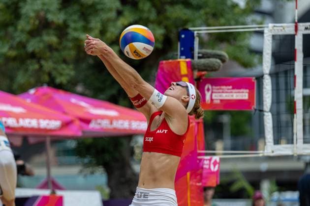 RECORD DATE NOT STATED Beach volleyball, Beachvolleyball World Championships Adelaide, Australia 14.11.2025 ADELAIDE, AUSTRALIA - NOVEMBER 14: Dorina Klinger (Player 1, AUT) during the Beach Volleyball World Championships at Adelaide on November 14, 2025 in Adelaide, Australia. Copyright: xBEAUTIFULxSPORTS PeterxWeberx
