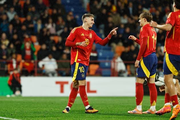 Iker Bravo (ESP), NOVEMBER 14, 2025 - Football Soccer : Iker Bravo celebrate after his goal with team players during UEFA Under-21 Championship 2027 qualifying round match between U21, U 21 Spain - U21 San Marino at the Estadio Angel Carro in Lugo, Spain. Noxthirdxpartyxsales  aflo_310442603