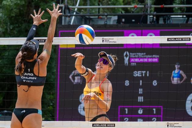 RECORD DATE NOT STATED Beach volleyball, Beachvolleyball World Championships Adelaide, Australia 15.11.2025 ADELAIDE, AUSTRALIA - NOVEMBER 15: Svenja Müller (Player 1, GER), Cinja Tillmann (Player 2 during the Beach Volleyball World Championships at Adelaide on November 15, 2025 in Adelaide, Australia. Copyright: xBEAUTIFULxSPORTS PeterxWeberx