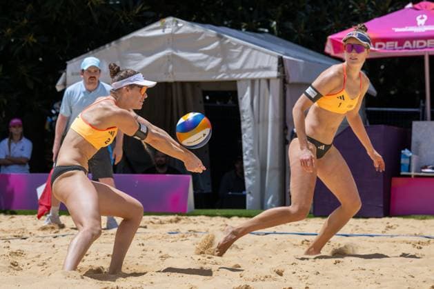 RECORD DATE NOT STATED Beach volleyball, Beachvolleyball World Championships Adelaide, Australia 15.11.2025 ADELAIDE, AUSTRALIA - NOVEMBER 15: Cinja Tillmann (Player 2, GER), Svenja Müller (Player 1 during the Beach Volleyball World Championships at Adelaide on November 15, 2025 in Adelaide, Australia. Copyright: xBEAUTIFULxSPORTS PeterxWeberx