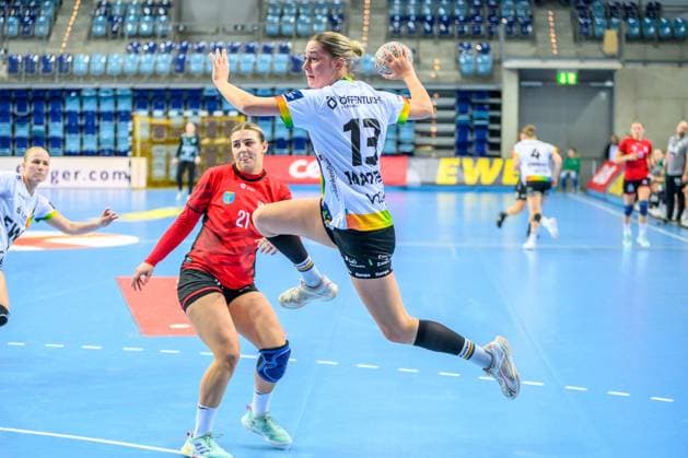Handball Frauen EHF European League Women Qualifikationsrunde 3 Saison 2025 2026 VfL Oldenburg vs. HC Dalmatinka Ploce 14.11.2025 Janne Martens (13, VfL Oldenburg)