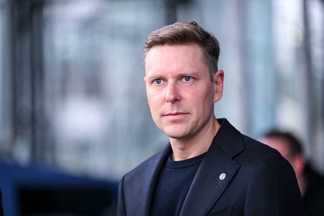15.11.2025, Fussball, Testspiel, Saison 2025 2026, Mitgliederversammlung 2025 FC Schalke 04, Kandidat Aufsichtsrat Johannes Struckmeier (FC Schalke 04) xRHR-FOTO YYx Copyright: KROEGER RHR-FOTOx RHR-FOTO YY