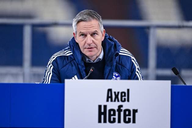 15.11.2025, Fussball, Testspiel, Saison 2025 2026, Mitgliederversammlung 2025 FC Schalke 04, Aufsichtsratsvorsitzender Axel Hefer (FC Schalke 04) xRHR-FOTO YYx Copyright: KROEGER RHR-FOTOx RHR-FOTO YY