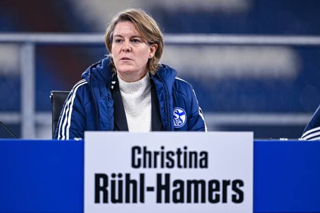 15.11.2025, Fussball, Testspiel, Saison 2025 2026, Mitgliederversammlung 2025 FC Schalke 04, Vorstand Christina Rühl-Hamers (FC Schalke 04) xRHR-FOTO YYx Copyright: KROEGER RHR-FOTOx RHR-FOTO YY