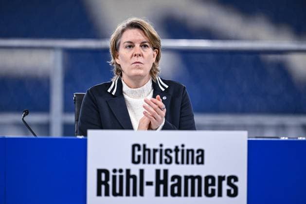 15.11.2025, Fussball, Testspiel, Saison 2025 2026, Mitgliederversammlung 2025 FC Schalke 04, Vorstand Christina Rühl-Hamers (FC Schalke 04) xRHR-FOTO YYx Copyright: KROEGER RHR-FOTOx RHR-FOTO YY