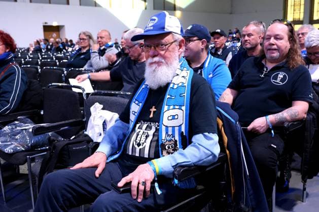 DEU, DFL, 2. FBL, Hertha BSC, Mitgliederversammlung, 15.11.2025, Messe Berlin, Berlin, DEU, DFL, 2. FBL, Hertha BSC, Mitgliederversammlung, im Bild Hertha-BSC Fans, Mitglieder DFL - regulations prohibit any use of Photographs as image sequences and or quasi-video