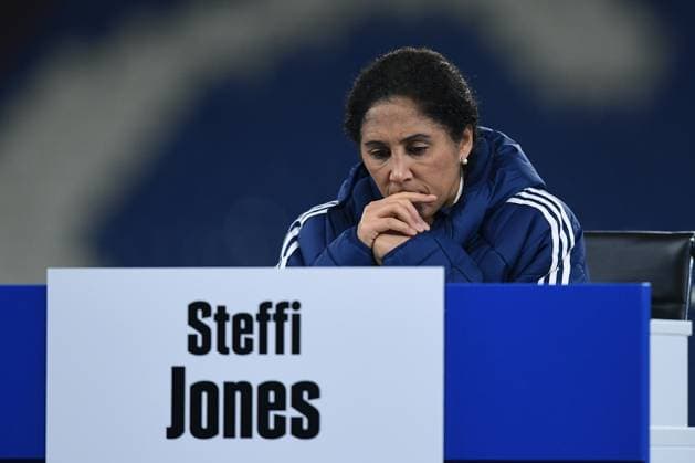 Fußball 2. Bundesliga Mitgliederversammlung des FC Schalke 04 am 15.11.2025 in der Veltins Arena in Gelsenkirchen Steffi Jones ( Aufsichtsrat Schalke )