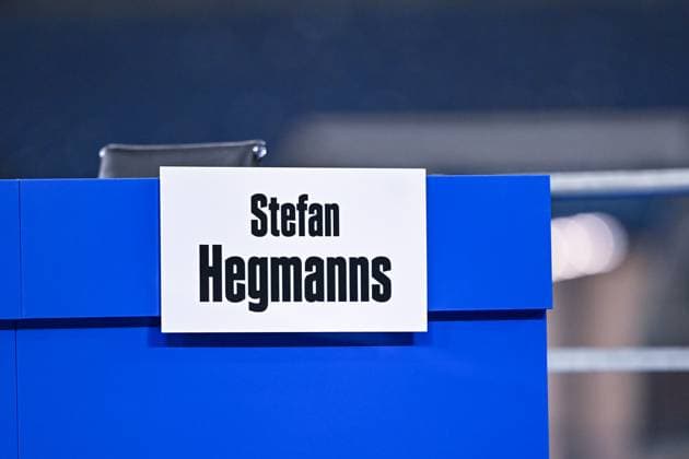 15.11.2025, Fussball, Testspiel, Saison 2025 2026, Mitgliederversammlung 2025 FC Schalke 04, Neues Mitglied des Aufsichtsrat Stefan Hegmanns (FC Schalke 04) xRHR-FOTO YYx Copyright: KROEGER RHR-FOTOx RHR-FOTO YY