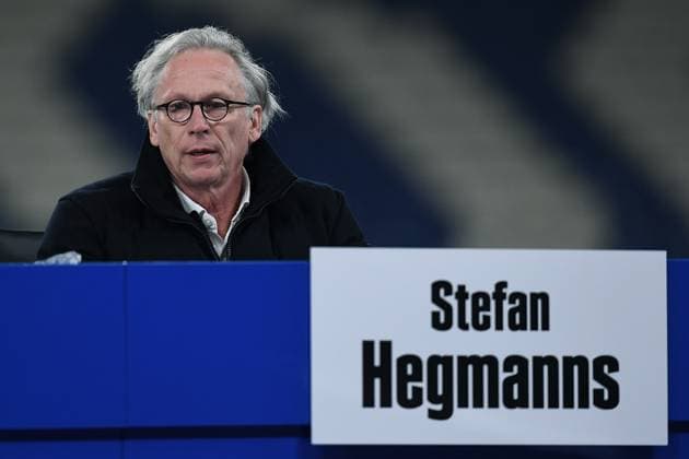 Fußball 2. Bundesliga Mitgliederversammlung des FC Schalke 04 am 15.11.2025 in der Veltins Arena in Gelsenkirchen Stefan Hegmanns ( Aufsichtsrat Schalke )