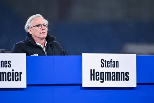 15.11.2025, Fussball, Testspiel, Saison 2025 2026, Mitgliederversammlung 2025 FC Schalke 04, eues Mitglied des Aufsichtsrat Stefan Hegmanns (FC Schalke 04) xRHR-FOTO YYx Copyright: KROEGER RHR-FOTOx RHR-FOTO YY