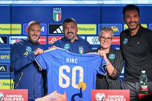Head coach Italy Gennaro Gattuso, Federico Dimarco, Gianluigi Buffon of Italy for AIRC during Italy press conference, PK, Pressekonferenz at Milanello on November 15, 2025 in Cairate, Italy  Copyright: xTizianoxBallabio IPAxSportx xipa-agency.netx xx IPA_67983055 IPA_Agency_IPA67983055