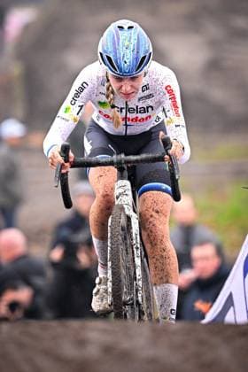 Telenet Superprestige 2025-2026 Merksplas MERKSPLAS, BELGIUM - NOVEMBER 15 : Van Der Heijden Inge (NED) of Crelan Corendon during the 4th leg of the Merksplas Telenet Superprestige 2025-2026 a cyclocross race for Women Elite on November 15, 2025 in Merksplas, Belgium, 15 11 2025 (  Copyright: xTomasxSiskx