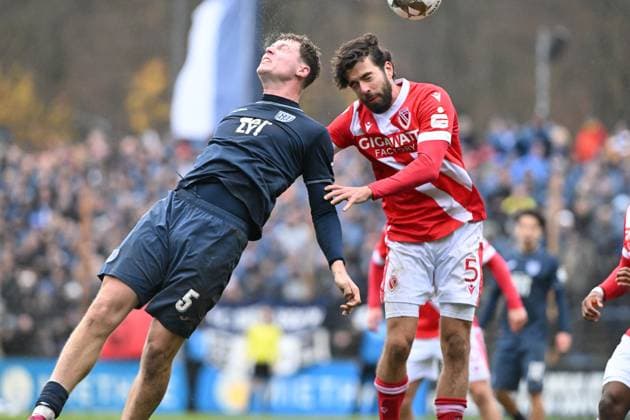 RECORD DATE NOT STATED Kenny Weyh (5; SV Babelsberg 03) und Dominik Pelivan (5; FC Energie Cottbus) im intensiven Kopfball-Duell Kopfball-Duell im Landespokal Copyright: xSpeedshotx