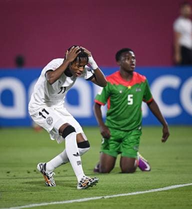 Fussball, Junioren U 17 WM 2025 Doha Katar Sechzehntelfinal 15.11.2025 Spiel 83 Deutschland - Burkina Faso Enttaeuschung Deutschland; Wisdom Mike vergibt eien Torchance