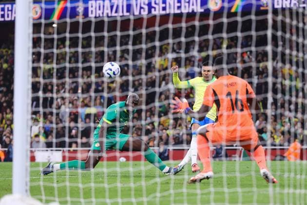 Brazil v Senegal 15 November 2025, London - International Friendly, Länderspiel, Nationalmannschaft - Brazil v Senegal - Casemiro of Brazil scores their second goal - Photo: Jacques Feeney Offside. London UK Copyright: xJacquesxFeeneyx xOffsidexOffside