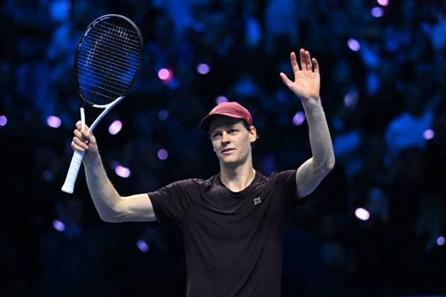 2025 Nitto ATP, Tennis Herren Finals - Torino Jannik Sinner (ITA) during his semi final match at the 2025 Nitto ATP Finals in Torino, ITALY, on November 15, 2025. Photo by Corinne Dubreuil ABACAPRESS.COM Torino Italy  Copyright: xDubreuilxCorinne ABACAx