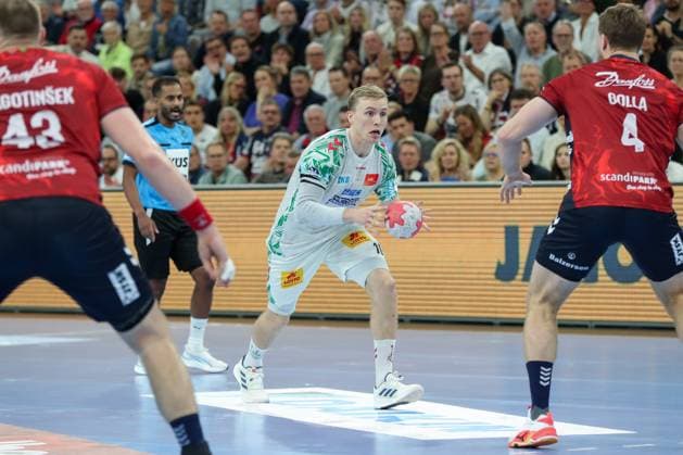 15.11.2025, xgox, Handball, Daikin HBL, SG Flensburg Handewitt - SC Magdeburg v.l. Gisli Thorgeir Kristjansson (Magdeburg, 10) Flensburg