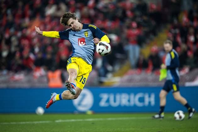 251115 Mattias Svanberg of Sweden ahead of the FIFA World Cup, WM, Weltmeisterschaft, Fussball Qualifier football match between Switzerland and Sweden on November 15, 2025 in Geneva. Photo: Joel Marklund BILDBYRAN kod JM JM0751 bbeng fotboll football soccer fotball vm-kval fifa world cup qualifier schweiz switzerland sverige sverige a swedenbbauto sweden Copyright: JOELxMARKLUND BB251115JM010