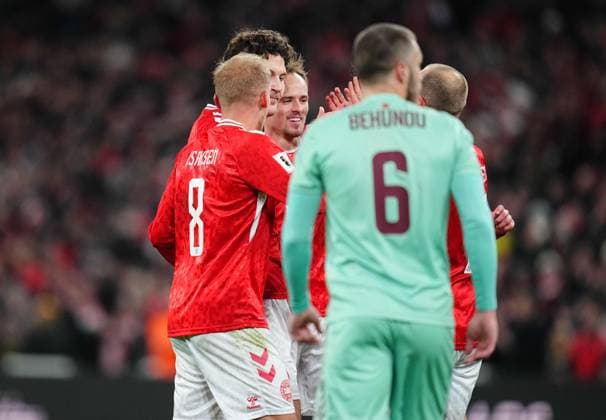 November 15 2025: Mikkel Damsgaard of Denmark scores and celebrates his teams first goal during a World Cup Qualification game, Denmark v Belarus, at Parken, Copenhagen, Denmark. CSM Copenhagen Denmark - ZUMAc04_ 20251115_zma_c04_029 Copyright: xKimxPricex