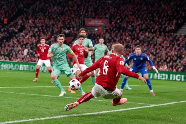 Gustav Isaksen of Denmark kicks the ball during the UEFA¯World¯Cup Qualifier match between Denmark and Belarus at Parken on November 15, 2025 in Copenhagen, Denmark (Photo by Camilla Stolen Imago) Copenhagen Denmark Copyright: xCamillaxStolenx L1092698