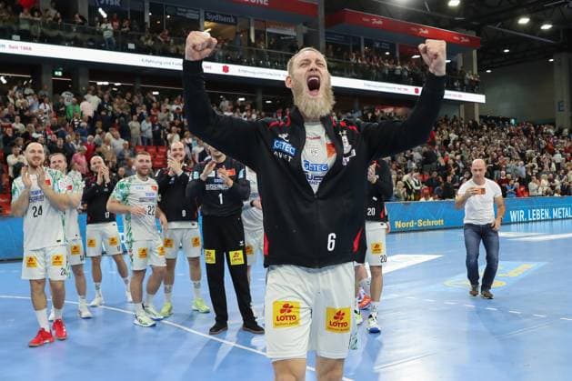 15.11.2025, xgox, Handball, Daikin HBL, SG Flensburg Handewitt - SC Magdeburg v.l. Matthias Musche (Magdeburg, 6) Jubel ueber den Sieg, Jubel nach Spielende Flensburg