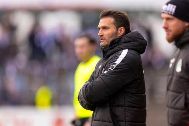 Guerino Capretti (Trainer, VfB Lübeck). VfB Luebeck vs. SV Meppen, Fussball, Regionalliga Nord, 15.11.25 Luebeck Schleswig-Holstein Germany Copyright: xAgentur54Gradx xFelixxKoenigx