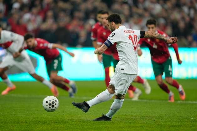 Turkey Faces Bulgaria Qualifier Hakan Calhanoglu of Turkiye scores his team s first goal with a penalty kick during the FIFA World Cup, WM, Weltmeisterschaft, Fussball 2026 Group E Qualification match between Turkey and Bulgaria at the Ataturk Complex Matli Stadium on November 15, 2025 in Bursa, Turkey. Bursa Bursa Turkey Copyright: xGokhanxTanerx