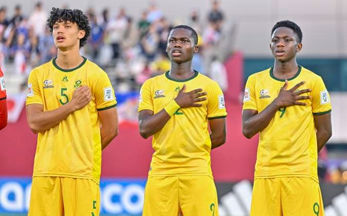 Japan v South Africa: Round of 32- FIFA U-17 World Cup Qatar 2025 Starting players of South Africa line up prior to the FIFA U-17 World Cup Qatar 2025 Round of 32 match between Japan and South Africa in Doha, Qatar, on November 15, 2025. DOHA Qatar Copyright: xNOUSHADxTHEKKAYILx
