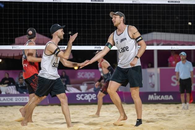 RECORD DATE NOT STATED Beach volleyball, Beachvolleyball World Championships Adelaide, Australia 15.11.2025 ADELAIDE, AUSTRALIA - NOVEMBER 15: Clemens Wickler (Player 2, GER), Nils Ehlers (Player 1 during the Beach Volleyball World Championships at Adelaide on November 15, 2025 in Adelaide, Australia. Copyright: xBEAUTIFULxSPORTS PeterxWeberx