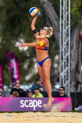 RECORD DATE NOT STATED Beach volleyball, Beachvolleyball World Championships Adelaide, Australia 15.11.2025 ADELAIDE, AUSTRALIA - NOVEMBER 15: Raisa Schoon (Trikot Nr. 2, NED) during the Beach Volleyball World Championships at Adelaide on November 15, 2025 in Adelaide, Australia. Copyright: xBEAUTIFULxSPORTS PeterxWeberx