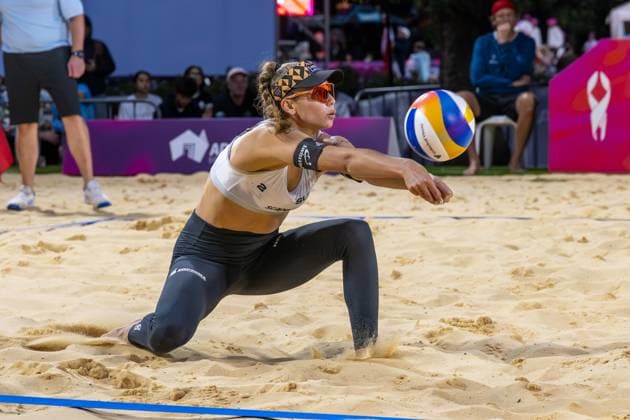 RECORD DATE NOT STATED Beach volleyball, Beachvolleyball World Championships Adelaide, Australia 15.11.2025 ADELAIDE, AUSTRALIA - NOVEMBER 15: Leona Kernen (Player 2, SUI) during the Beach Volleyball World Championships at Adelaide on November 15, 2025 in Adelaide, Australia. Copyright: xBEAUTIFULxSPORTS PeterxWeberx