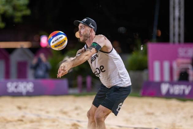 RECORD DATE NOT STATED Beach volleyball, Beachvolleyball World Championships Adelaide, Australia 15.11.2025 ADELAIDE, AUSTRALIA - NOVEMBER 15: Clemens Wickler (Player 2, GER) during the Beach Volleyball World Championships at Adelaide on November 15, 2025 in Adelaide, Australia. Copyright: xBEAUTIFULxSPORTS PeterxWeberx