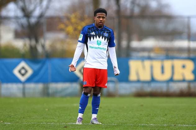 7 Jan-Luca Bugaj (Hamburger SV U19) Fußball I Junioren I Freundschaftsspiel I Saison 2025-2026 I Hamburger SV U19 - Esbjerg fB U19 I 15.11.2025 I Paul-Hauenschild-Sportanlage