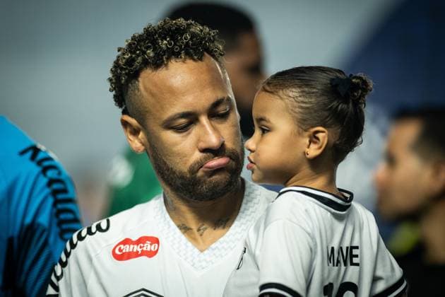 SANTOS vs PALMEIRAS - BRASILEIRAO SERIE A 2025 SANTOS, BRAZIL - NOV 15 - Neymar of Santos in action during the Match between Santos versus Palmeiras valid for the Campeonato Brasileiro 2025, held at Vila Belmiro today November 15. SANTOS SAO PAULO BRAZIL Copyright: xREBECAxSCHUMACKERx